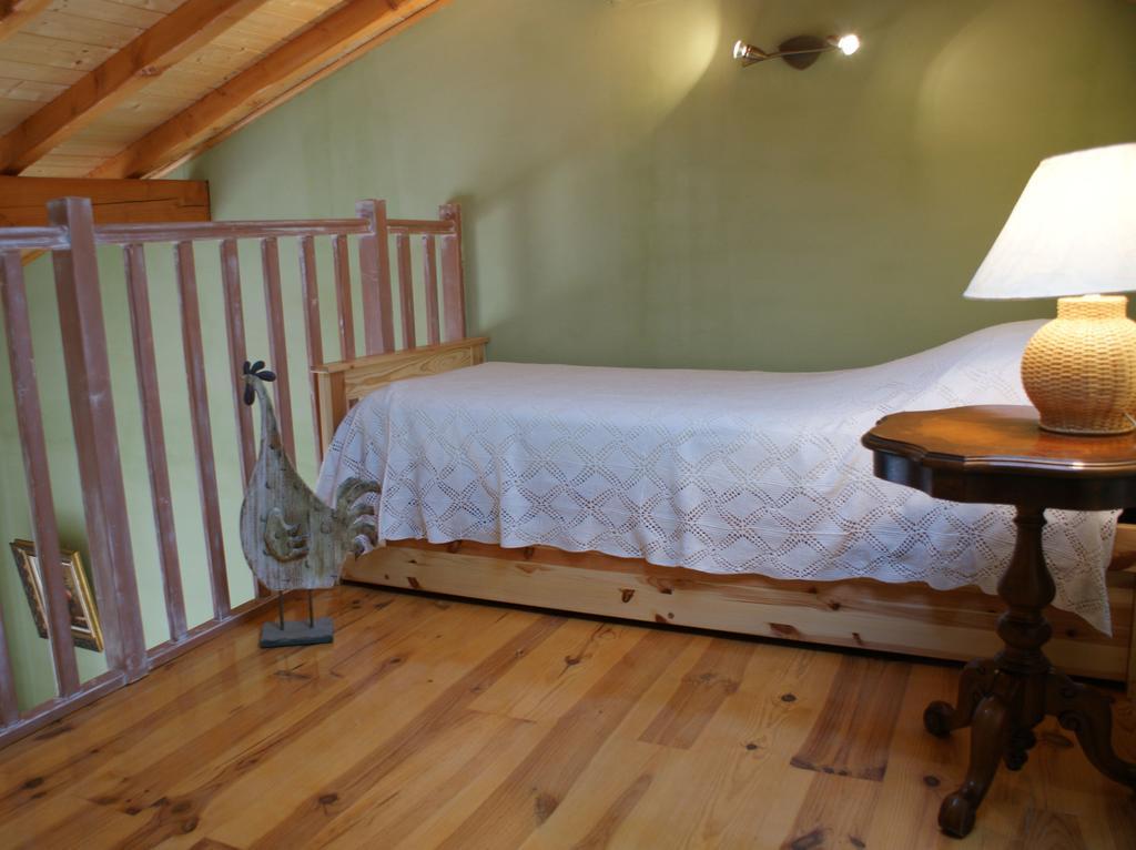 Bed and Breakfast Maison D'Hotes Du Vert Vallon Theize Номер фото